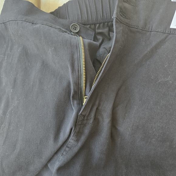 Trousers - Picture 8 of 8